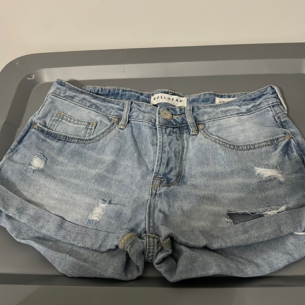 Women’s/Juniors blue jean shorts. Barely worn!!